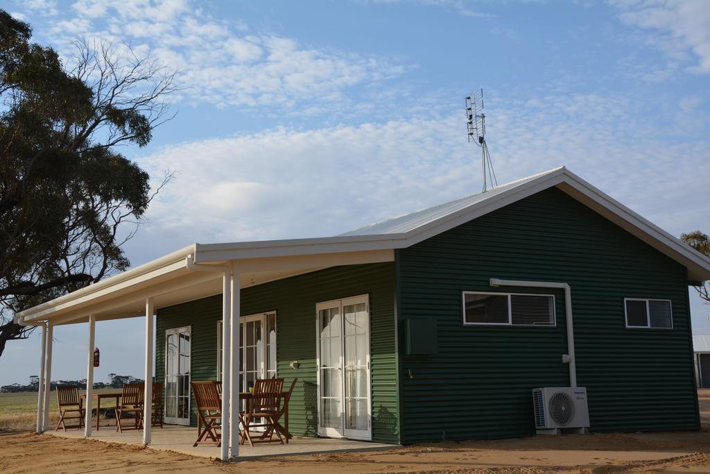 Mary'S Farm Cottages Kukerin ภายนอก รูปภาพ