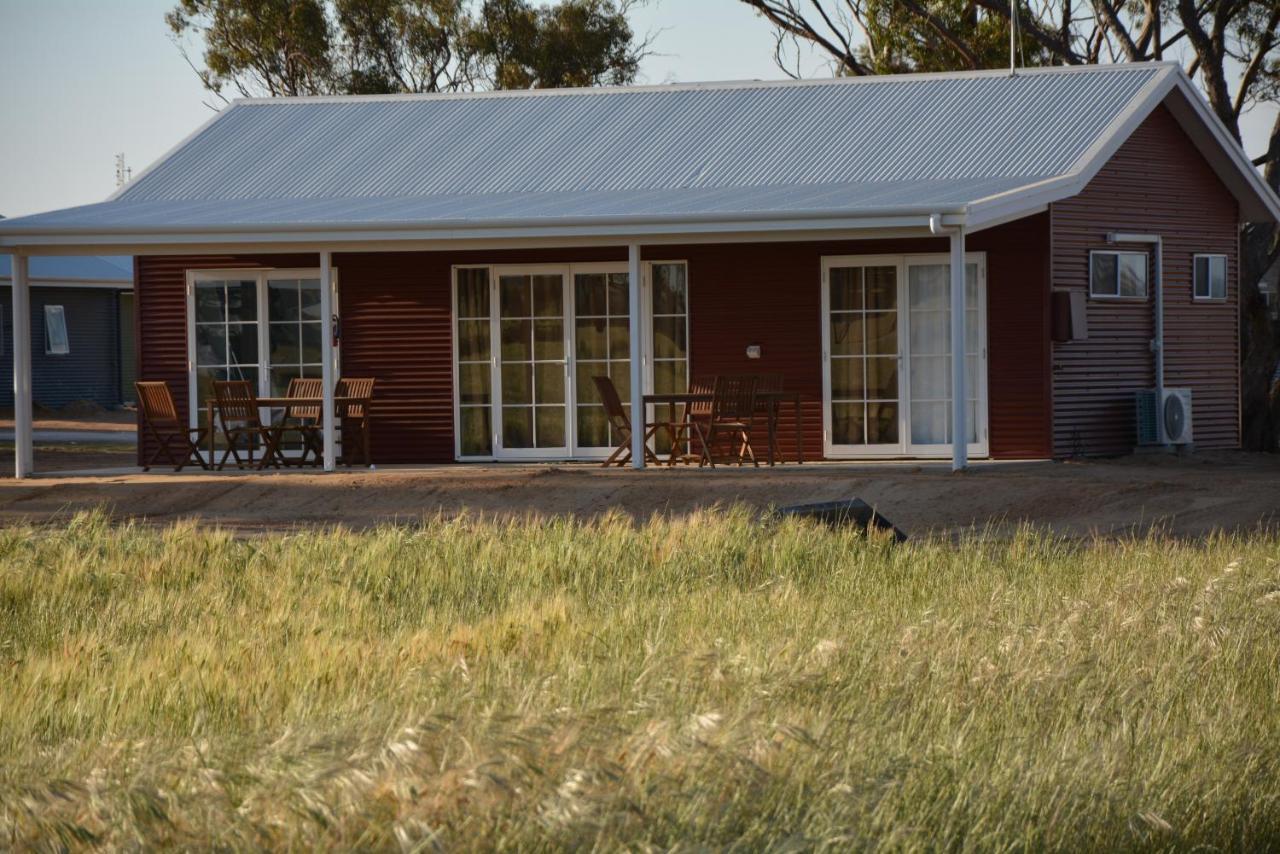 Mary'S Farm Cottages Kukerin ภายนอก รูปภาพ